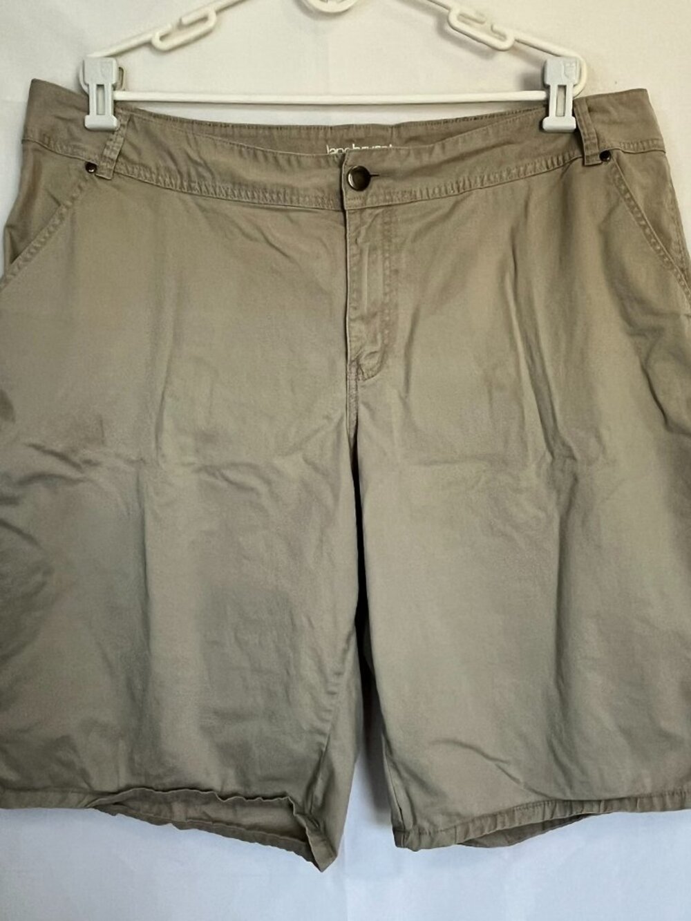Women's Lane Bryant Beige Brown Bermuda Khaki Shorts Sz 22 Cotton Stretch